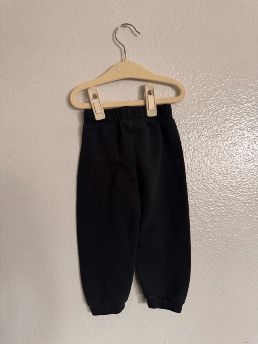 Nike Black Kids Hoodie & Joggers with Red Swoosh - Picture 4 of 5